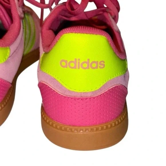 Brand new in Box Adidas Breaknet Sleek Pink Suede Sneakers Size 10 - Picture 3 of 3